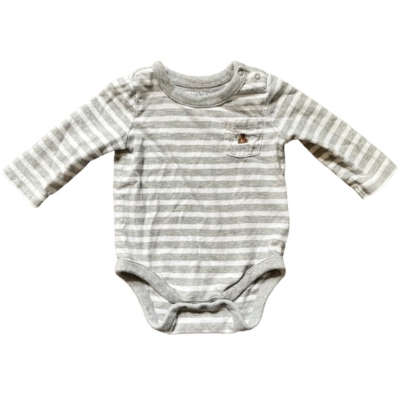 3 Gap Spring Boy Onesies / Bodysuits & 1 Carter's Tan Corduroy Pants, Size 6M - Picture 7 of 10